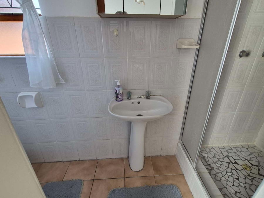 3 Bedroom Property for Sale in Kabega Park Eastern Cape